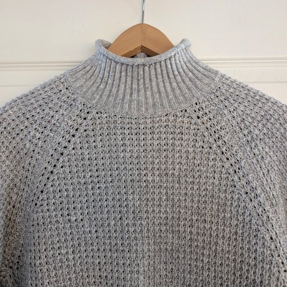 American Eagle Dreamspun mock neck sweater grey size XS/small - Picture 3 of 16